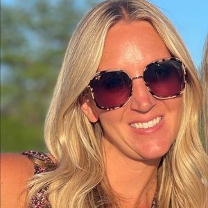 Meet your Posher, Darlene